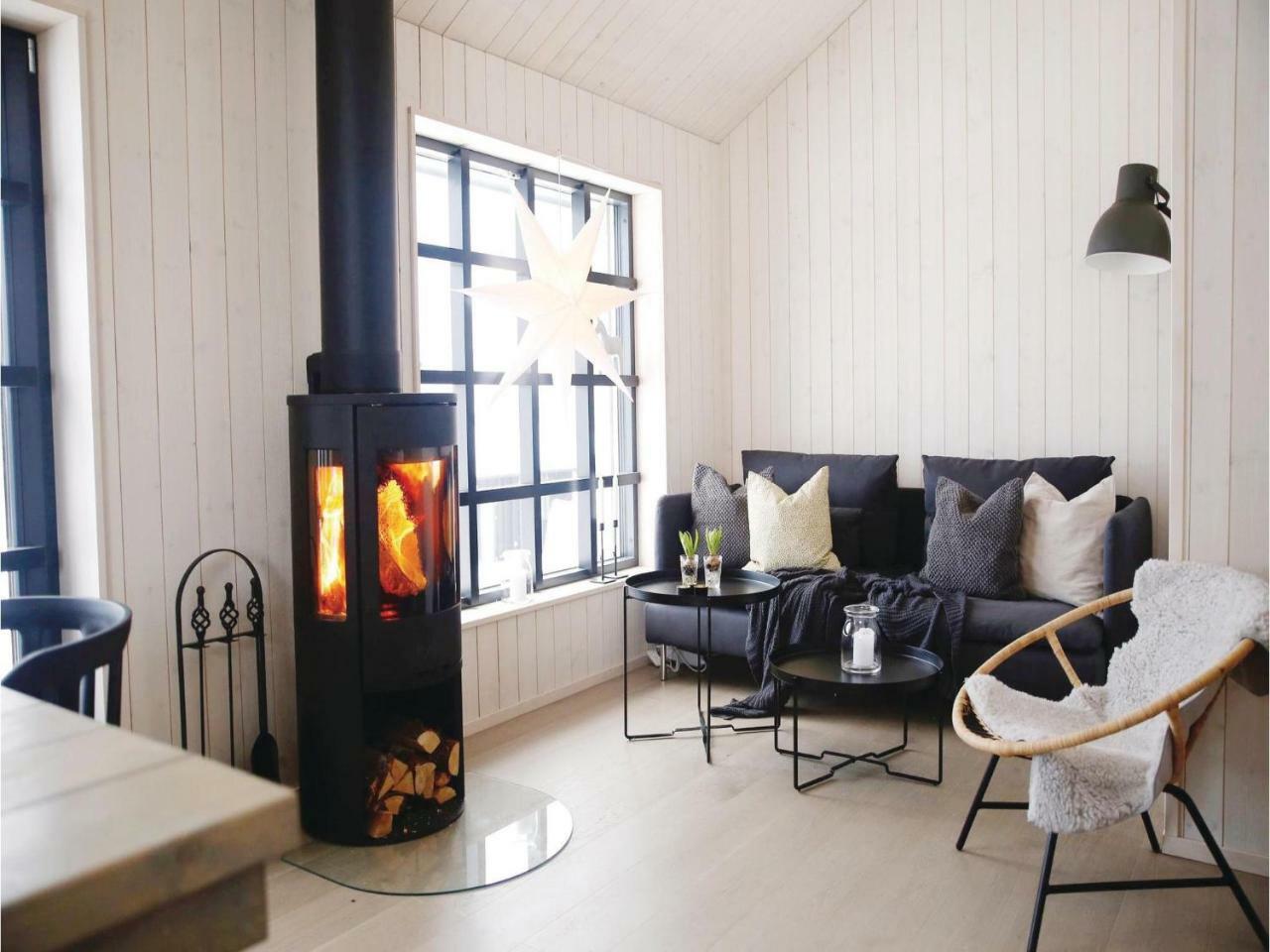 Four Bedroom Holiday Home In Salen Exteriör bild